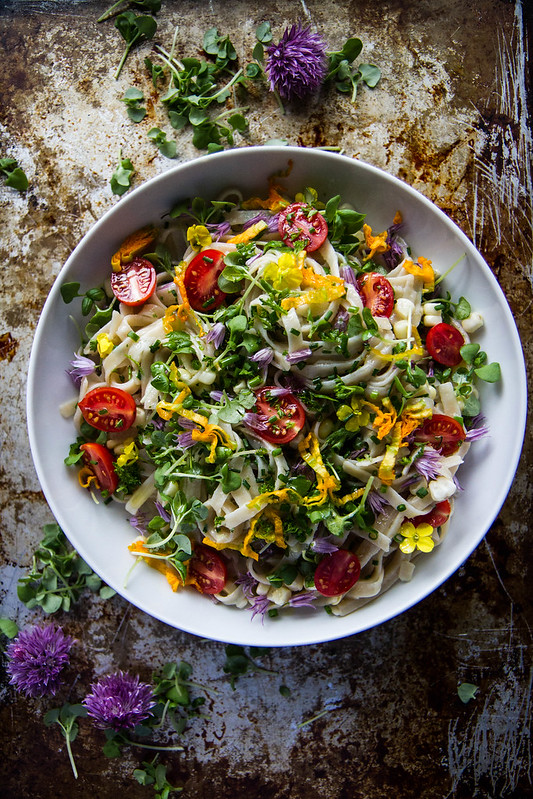 Summer Garden Linguine with Corn, tomatoes and fresh herbs