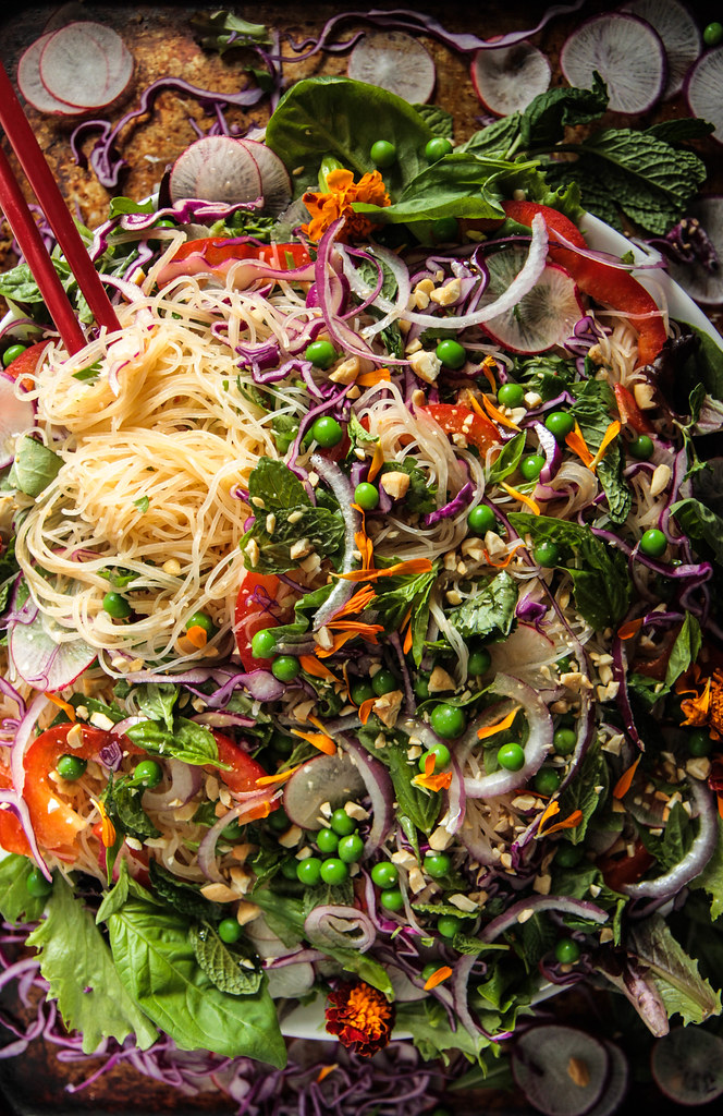 Fresh veggie Vietnamese Noodle Salad (vegan and gluten-free) from heatherchristou.com