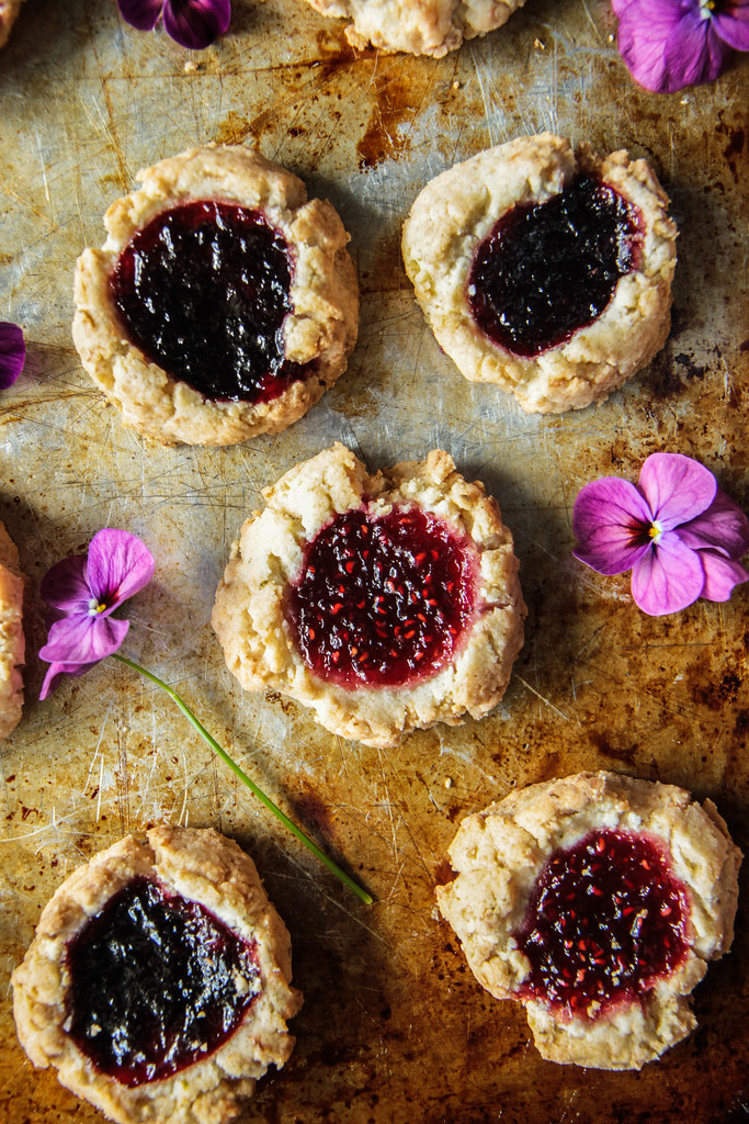 Coconut Lime Thumbprint Cookies (Vegan and Gluten-free) from heatherchristou.com