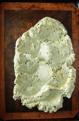 Garlic Herb Flatbread (Vegaan anad Gluten-free) from heatherchristou.com
