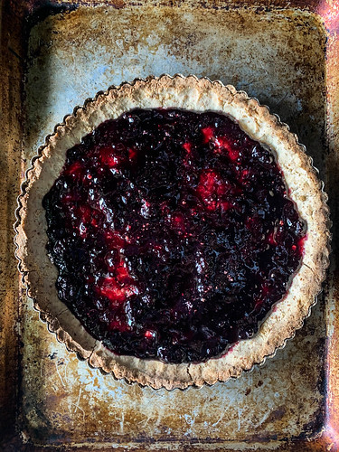 Vanilla Berry Ice Cream Tart (Vegan and Gluten-free) from heatherchristou.com