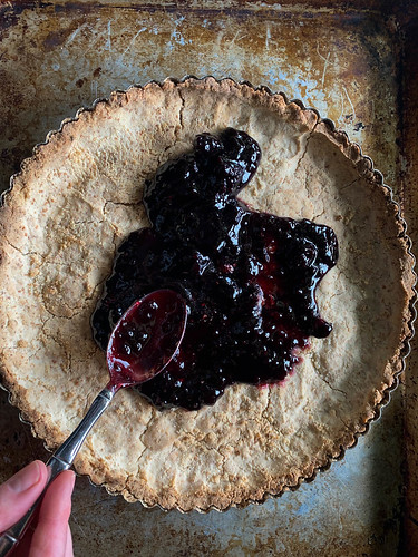 Vanilla Berry Ice Cream Tart (Vegan and Gluten-free) from heatherchristou.com